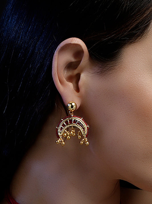 Red and Gold Kundan Earring with Golden Hangings from Dugristyle Ruhaniyat By Dugran