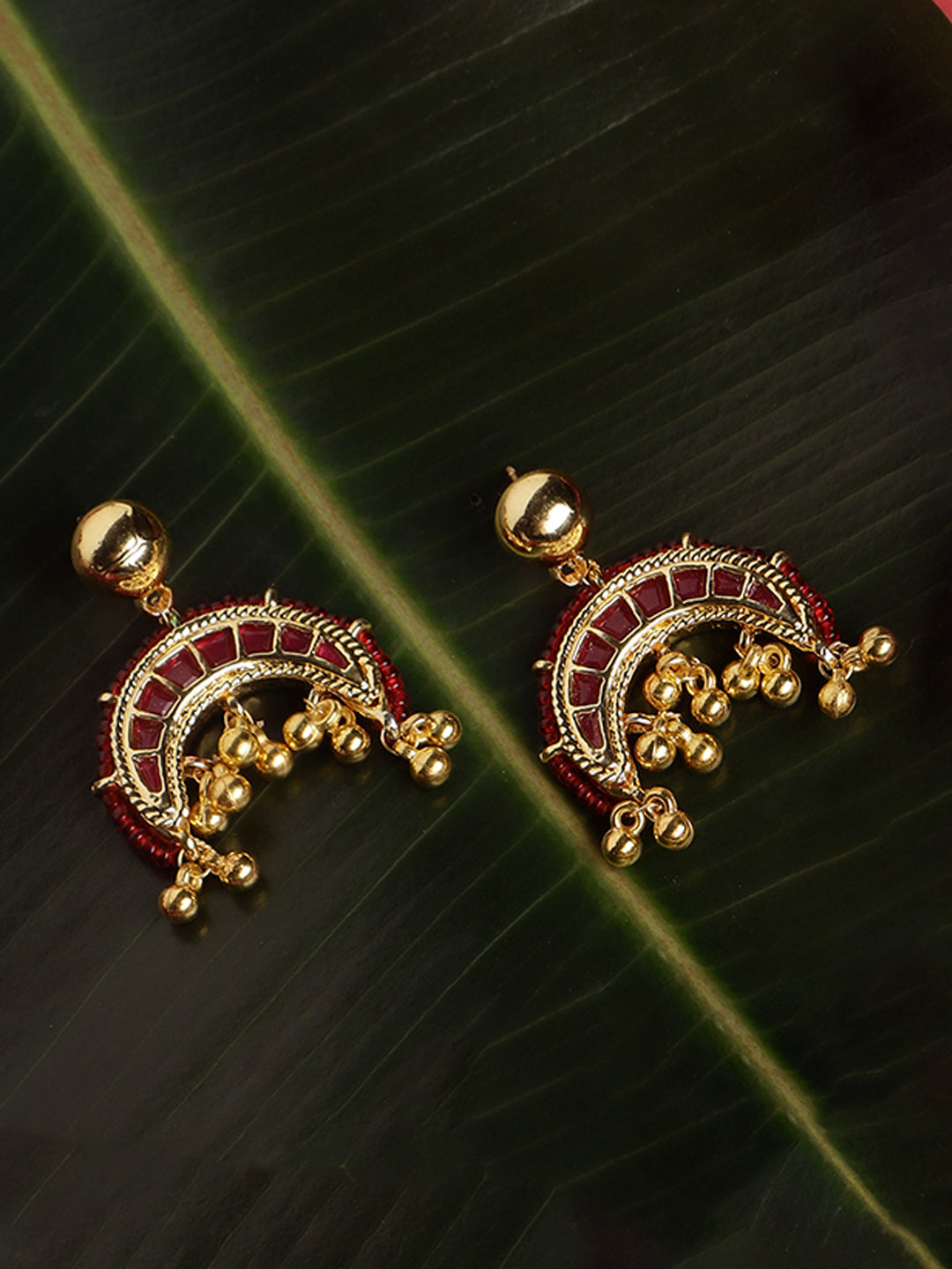 Red and Gold Kundan Earring with Golden Hangings from Dugristyle Ruhaniyat By Dugran