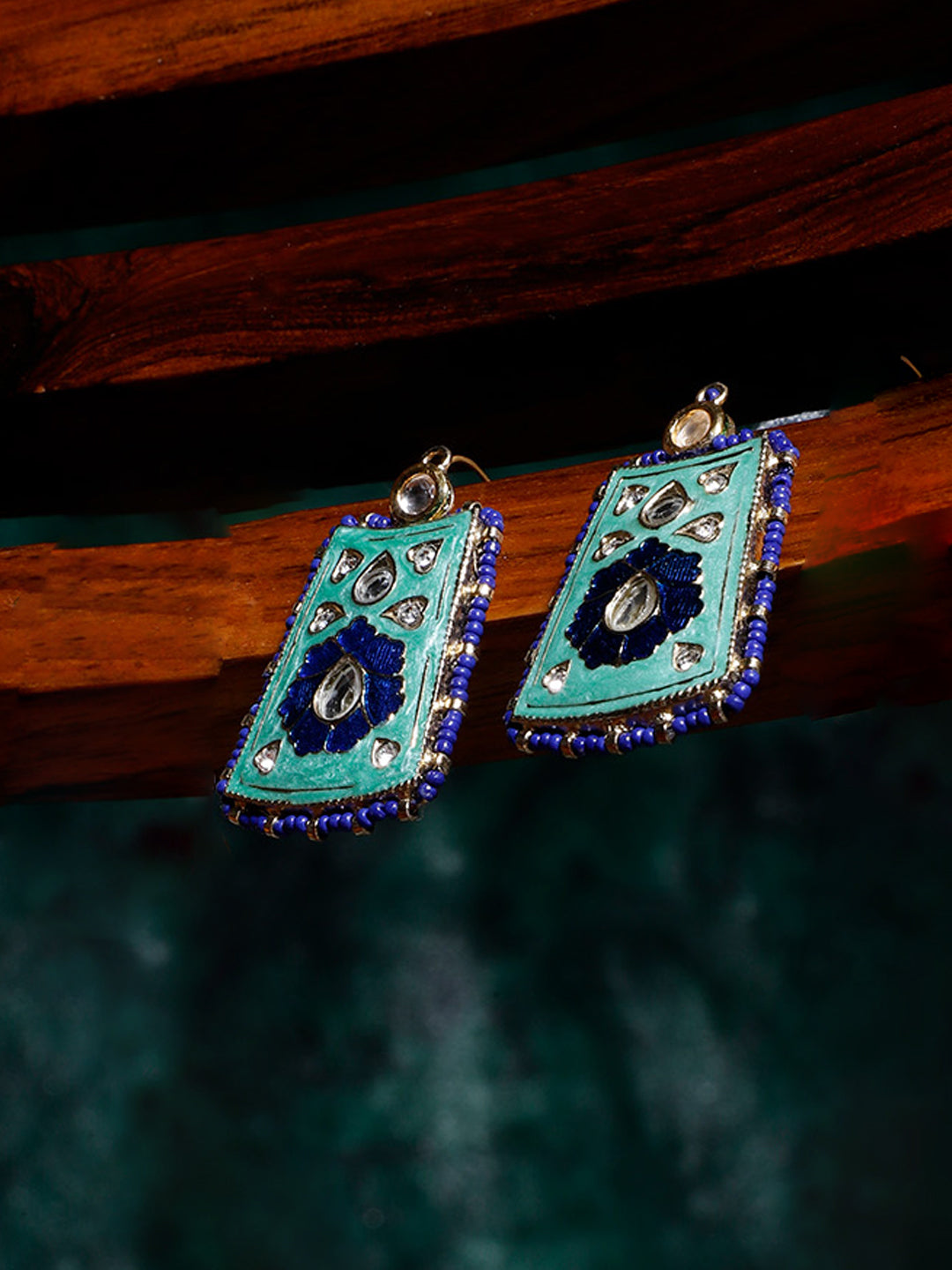Meenakari earring with Kundan Work
