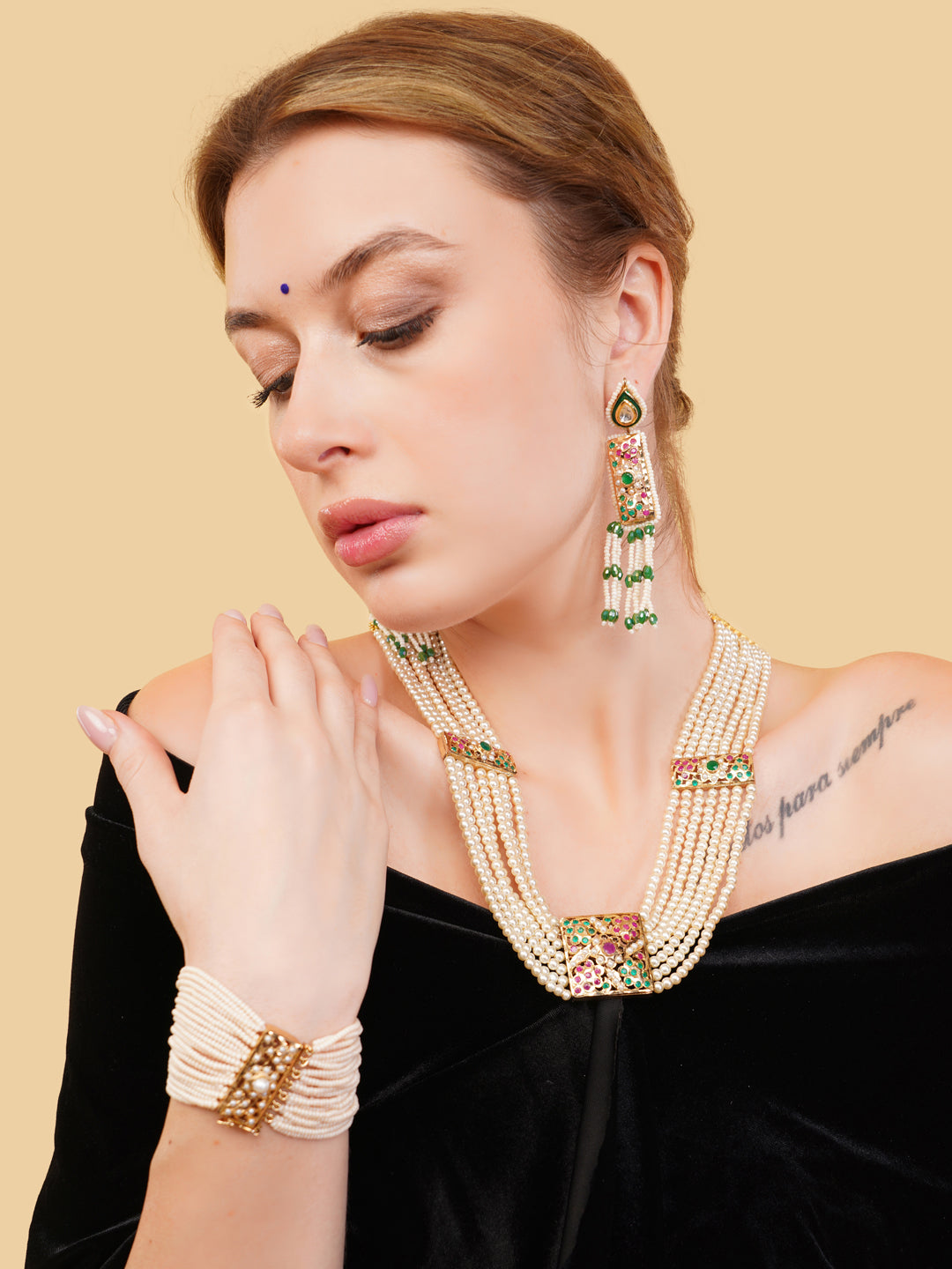 Single Color moti Jadau bracelet with Pearl Layers