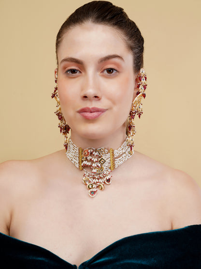 Masterpiece kundan and pearl amalgmation Choker with adjustable chain