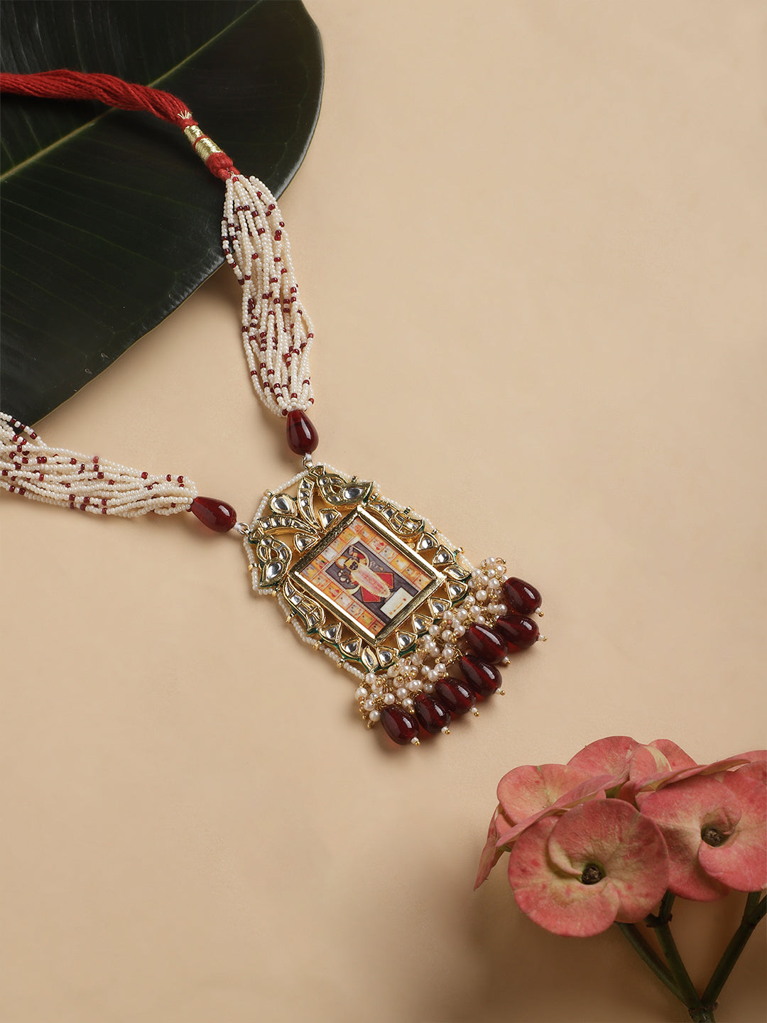 Temple Jewellery Haar Necklace with Pearl Strings and Adjustable Dori