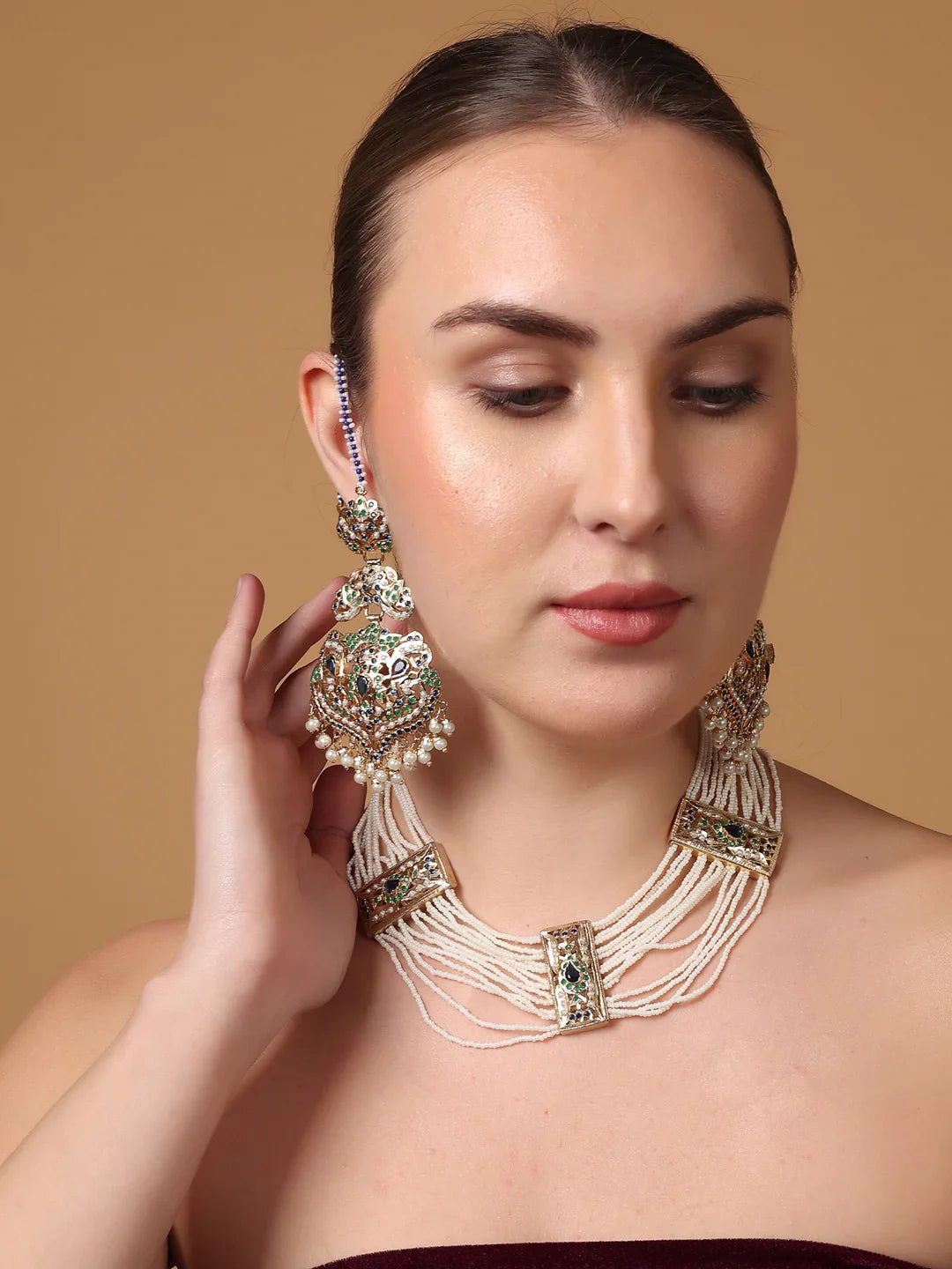 Peacock Inspired Colors in Jadau Design Necklace