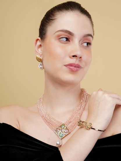 Jadau Necklace with open box clasp closure and stone lines 