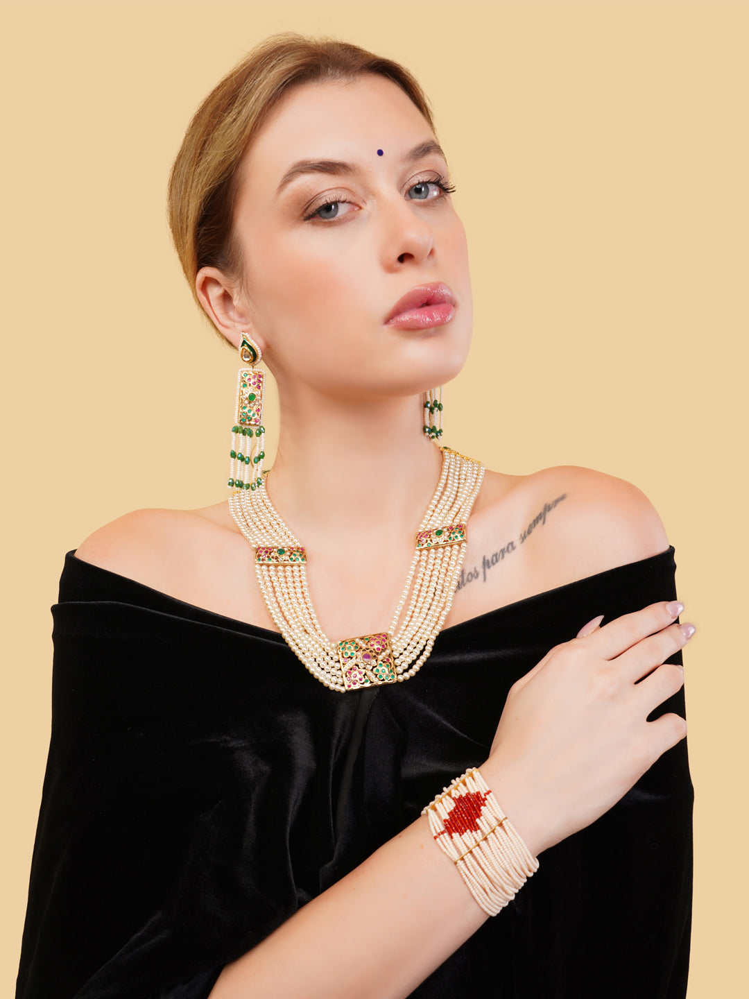 Jadau Necklace with pearls lines and handmade adjustable dori