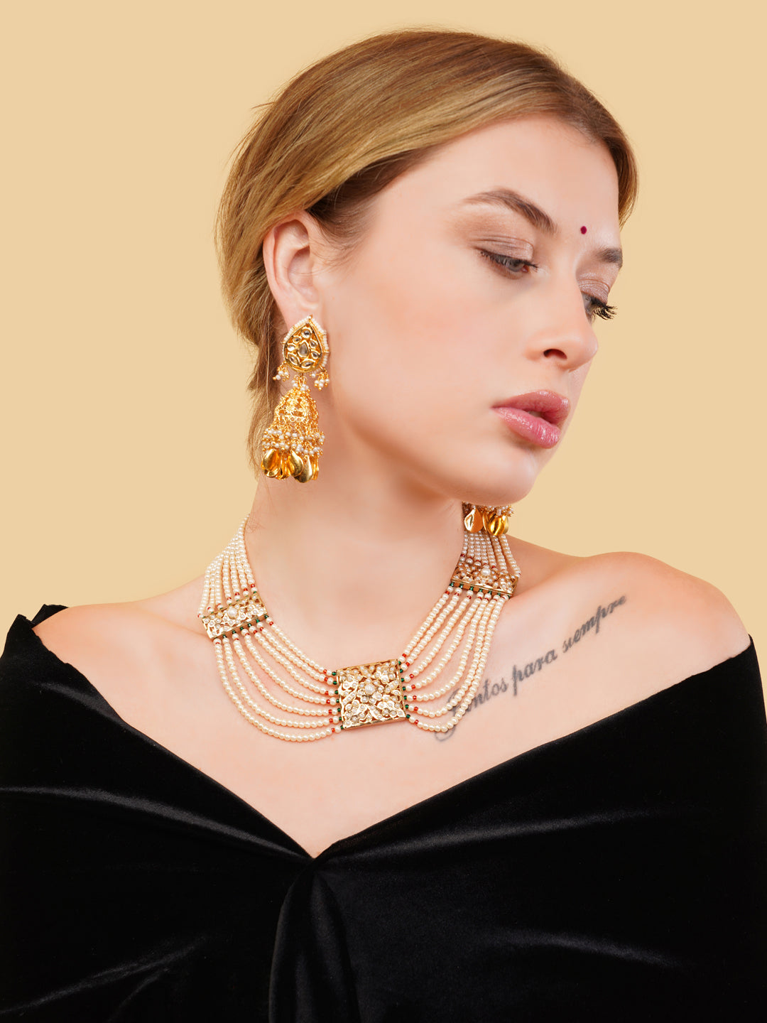 Jadau Necklace with pearls lines and handmade adjustable dori