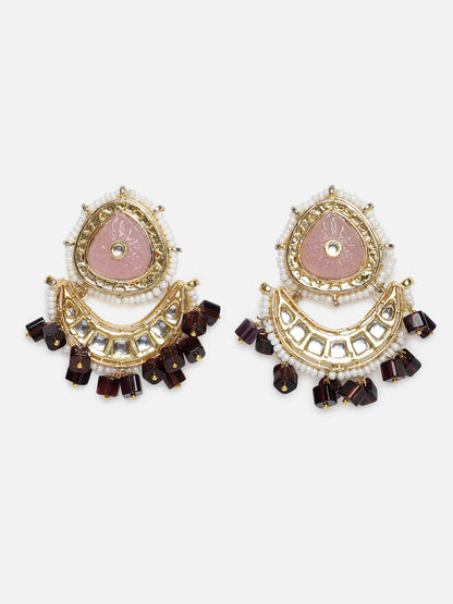 Kundan Jewellery Set with Pearls Strings and Carved Stones