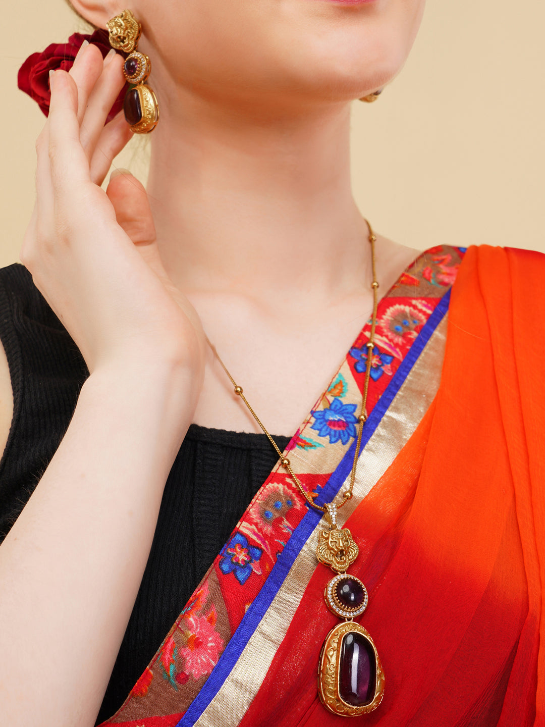Moissanite Stones used with Tiger design Necklace and earrings set