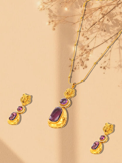 Moissanite Stones used with Tiger design Necklace and earrings set