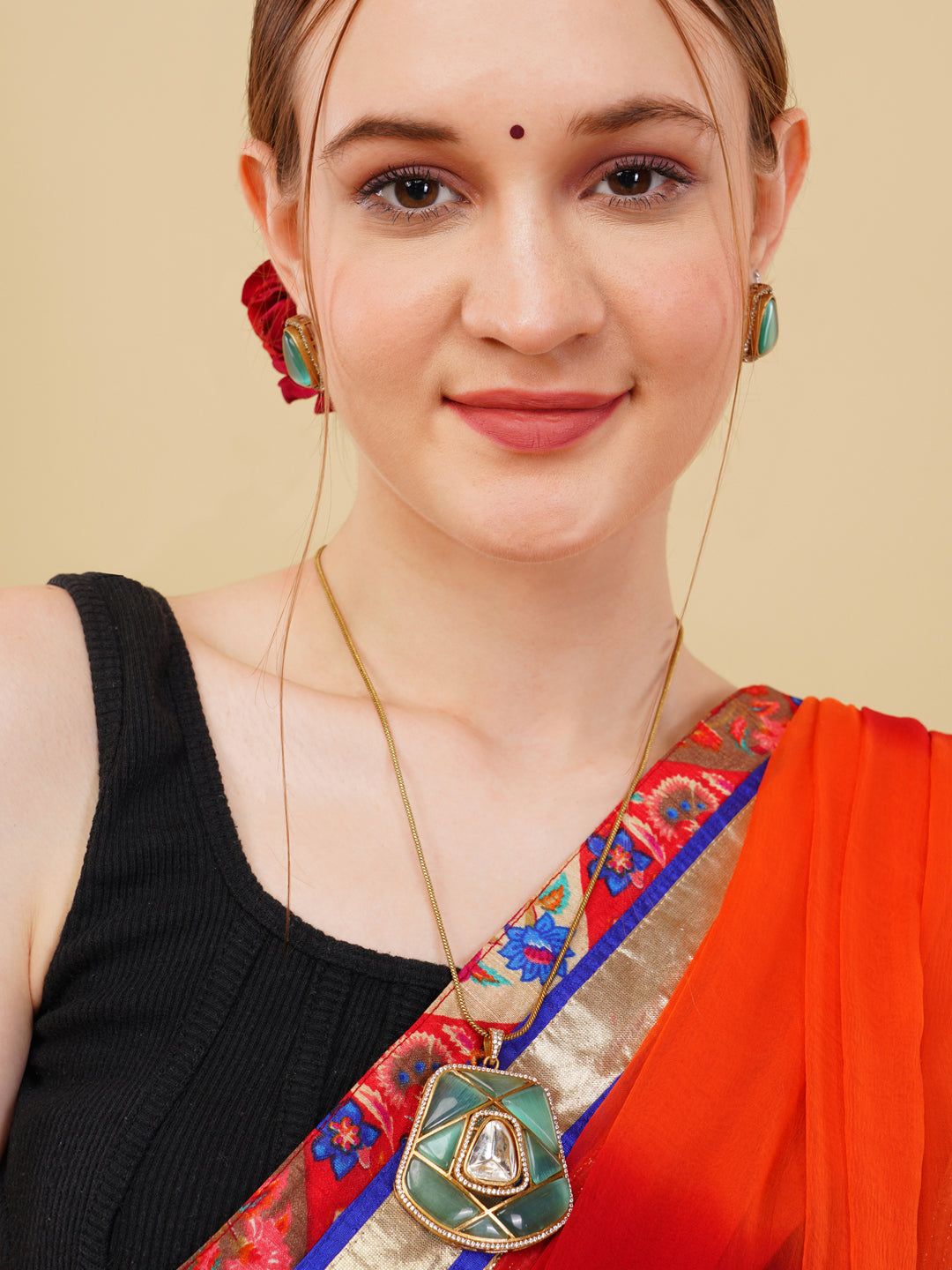 Moissanite Stones used with Stripe design Necklace and earrings set