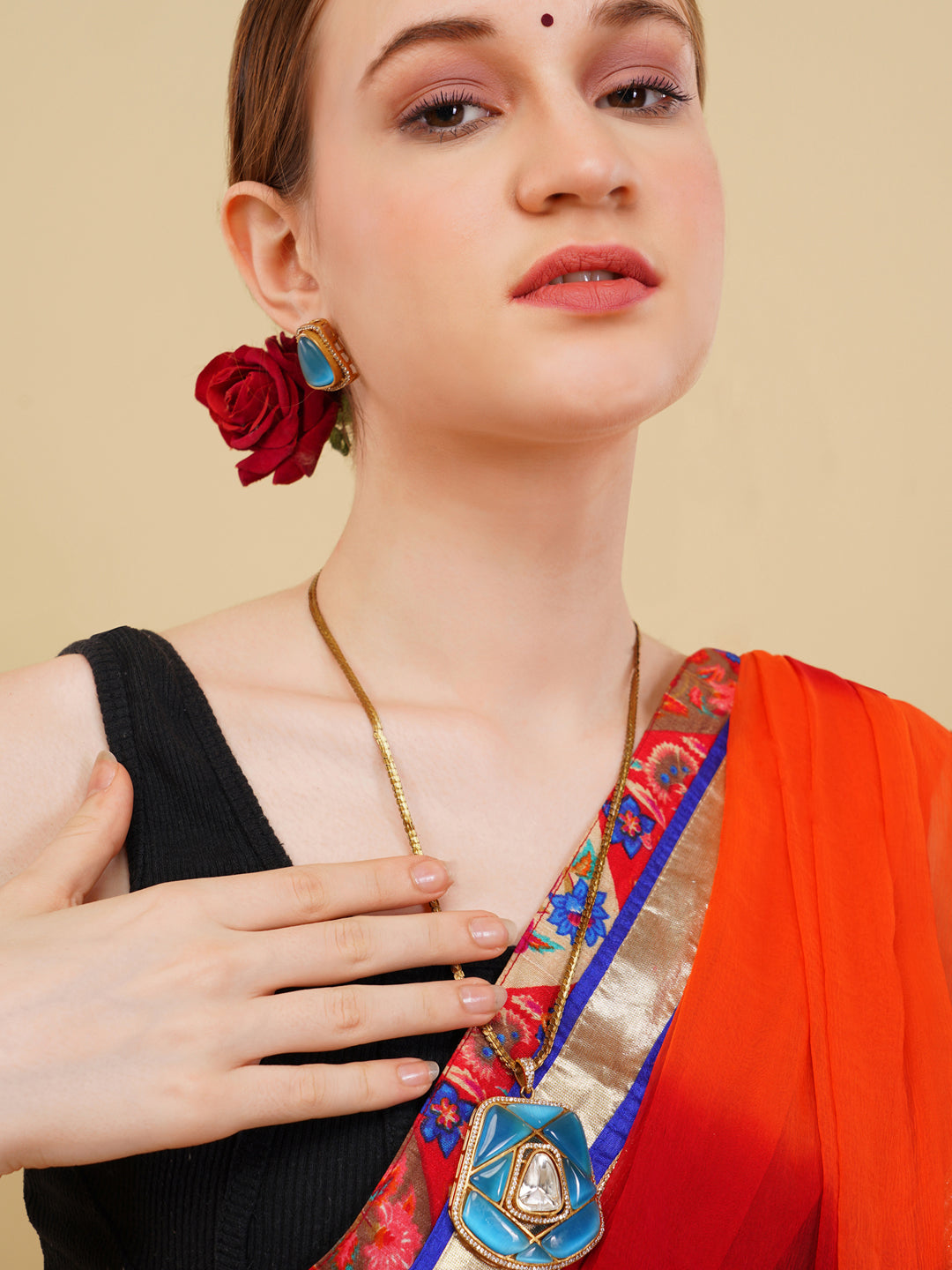 Moissanite Stones used with Stripe design Necklace and earrings set
